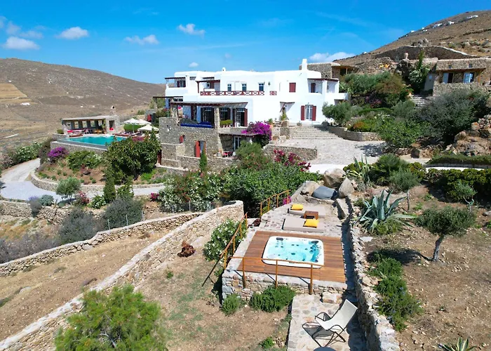 Nautilia - Luxury And Καλαφάτη