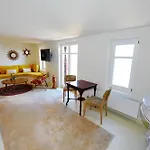 Nautilia - Luxury And 3*