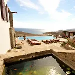 Nautilia - Luxury And Hotel Kalafatis