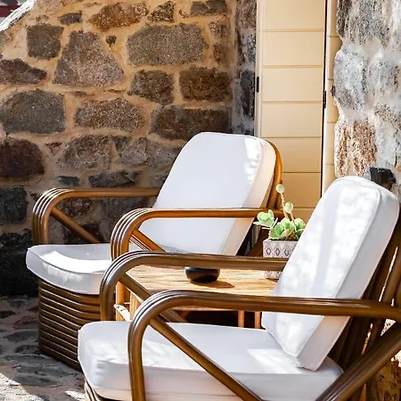 Nautilia - Luxury Suites&cottages 3* Kalafatis
