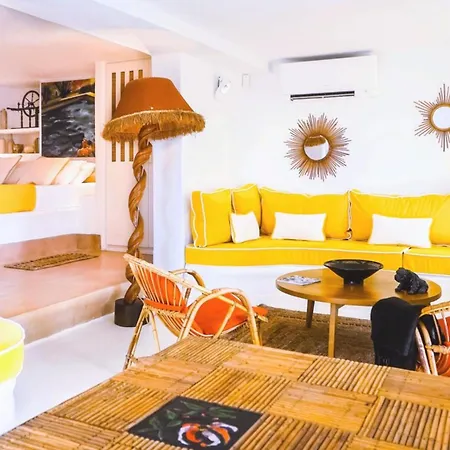 Nautilia - Luxury And Kalafatis