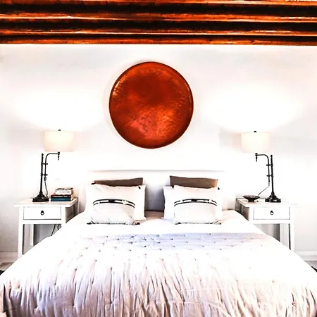Nautilia - Luxury And Hotel Kalafatis