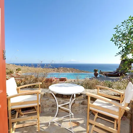 Nautilia - Luxury Suites&cottages Hotel