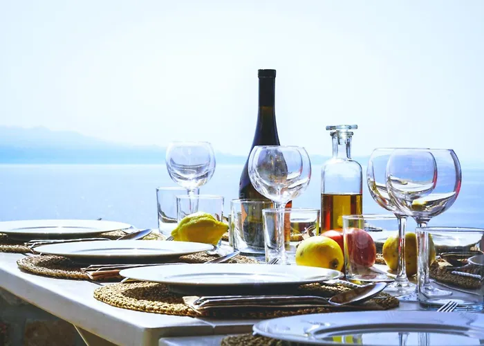 Hotel Nautilia - Luxury And Kalafatis